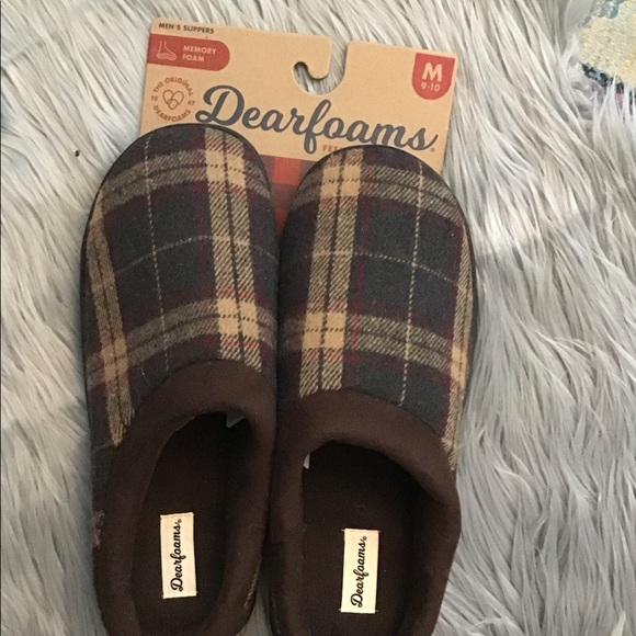 dearfoams Other - Dear foam slippers